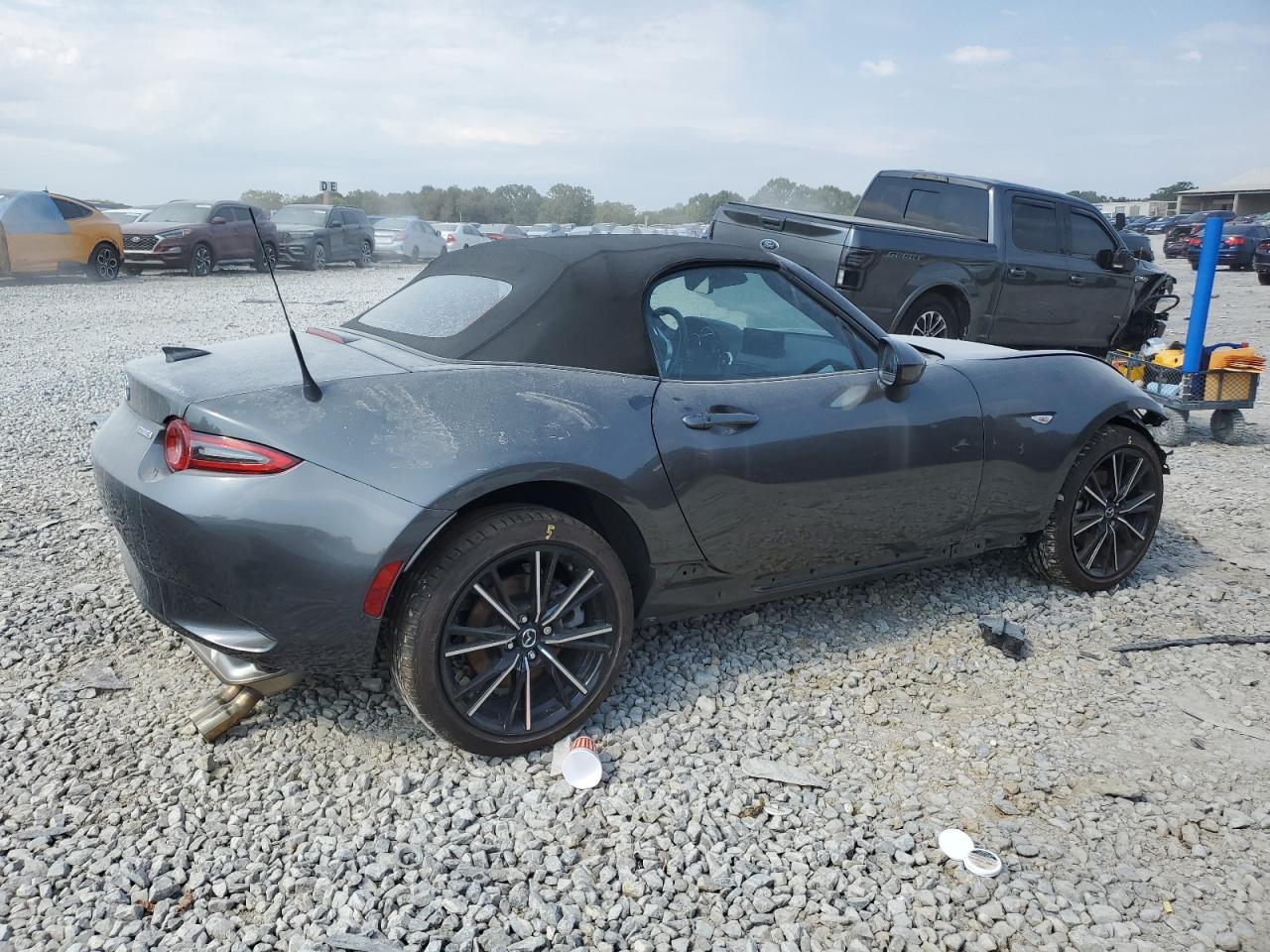 2024 MAZDA MX-5 Miata