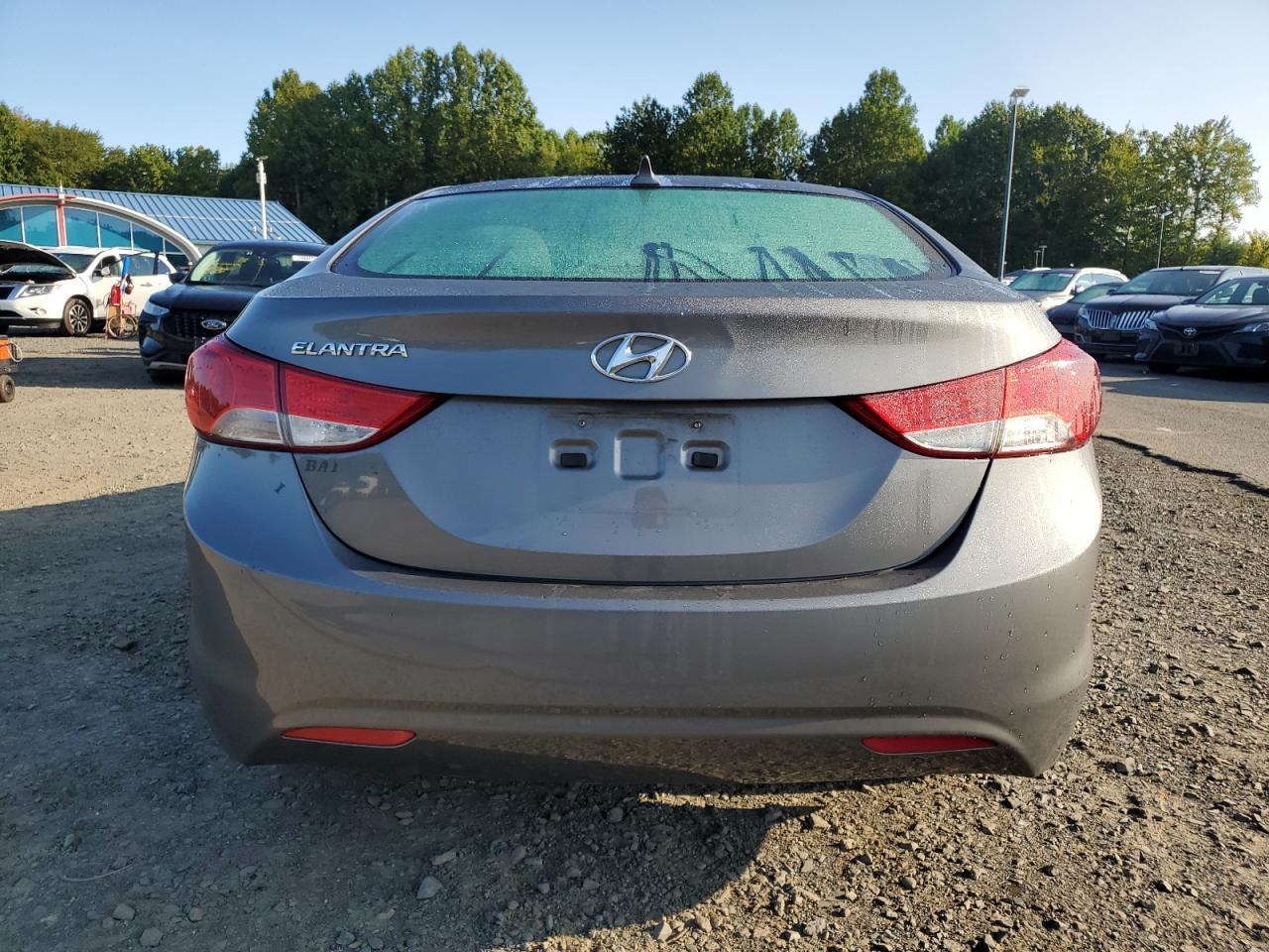 2012 HYUNDAI ELANTRA
