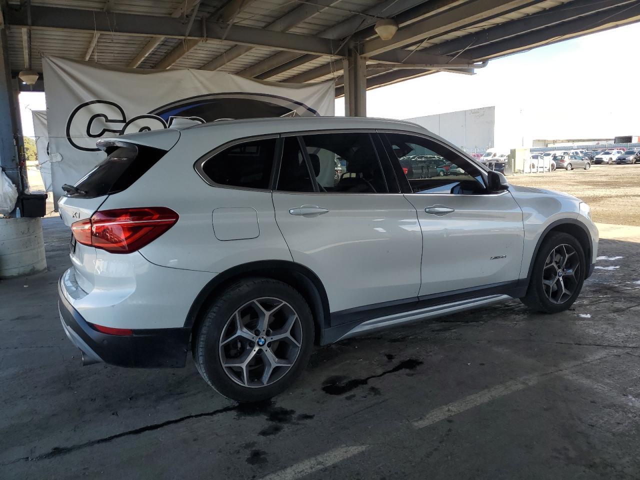 2016 BMW X1