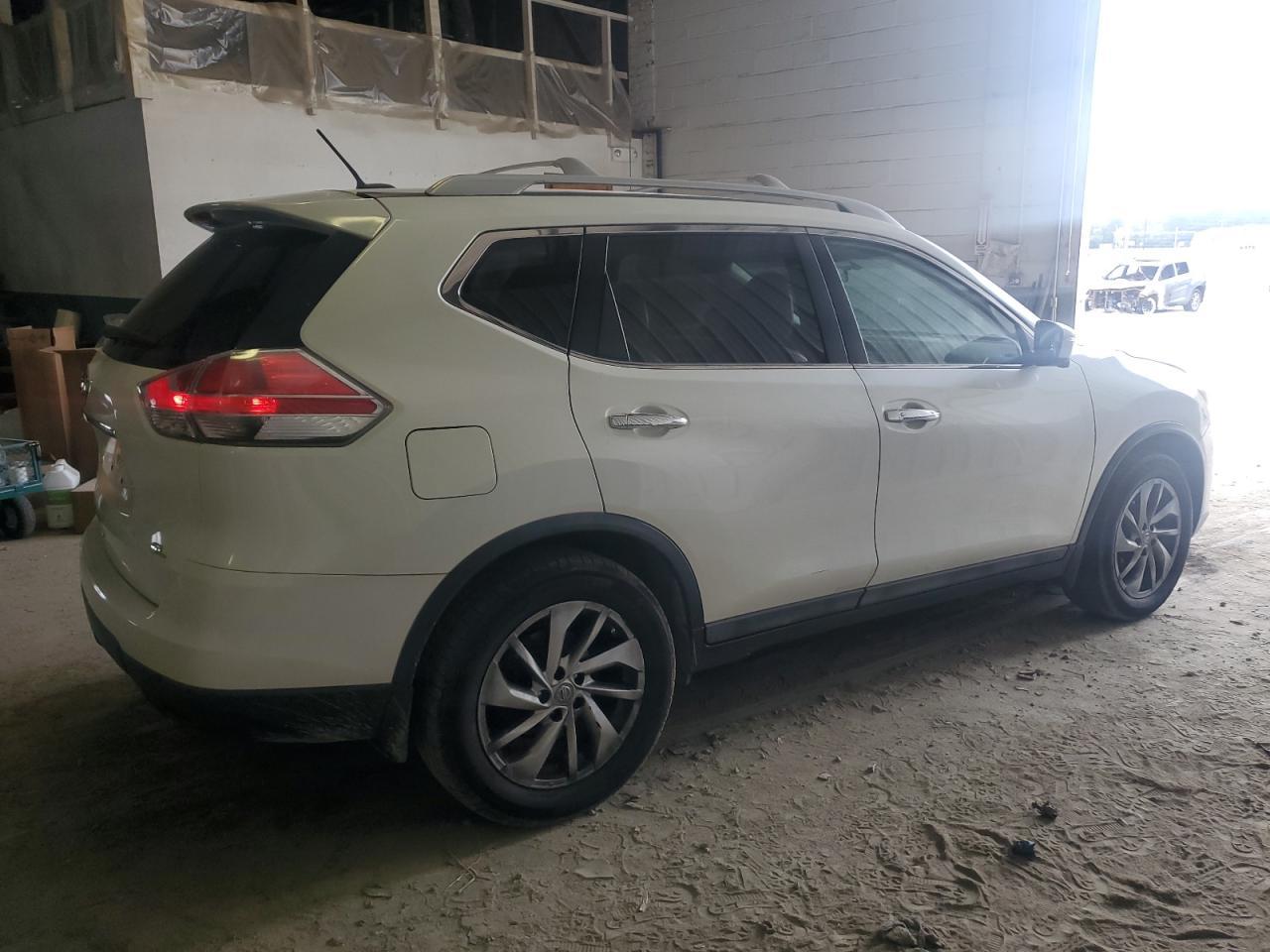 2015 NISSAN ROGUE