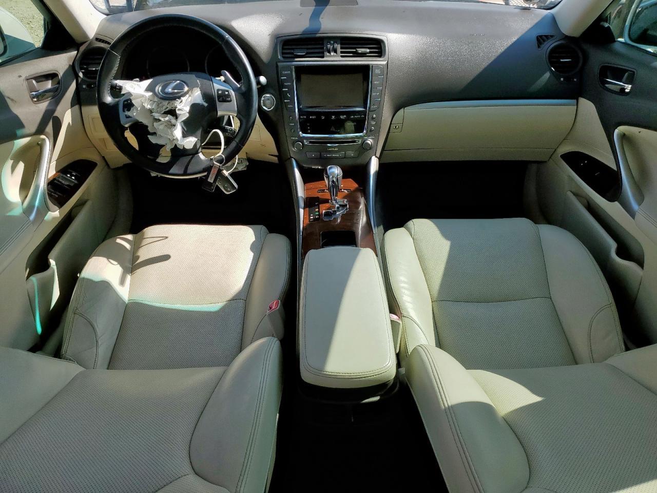 2013 LEXUS Is