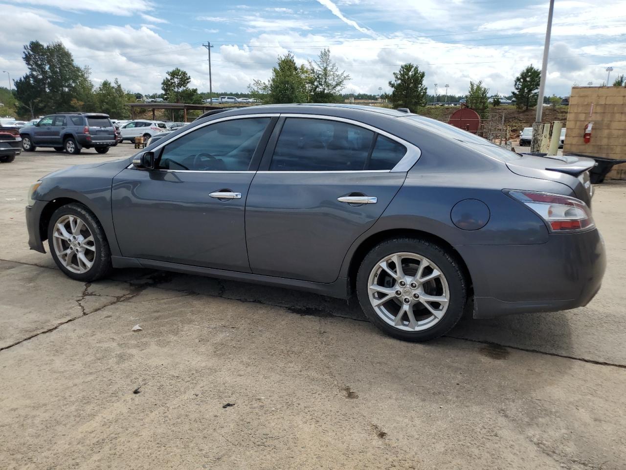 2012 NISSAN Maxima