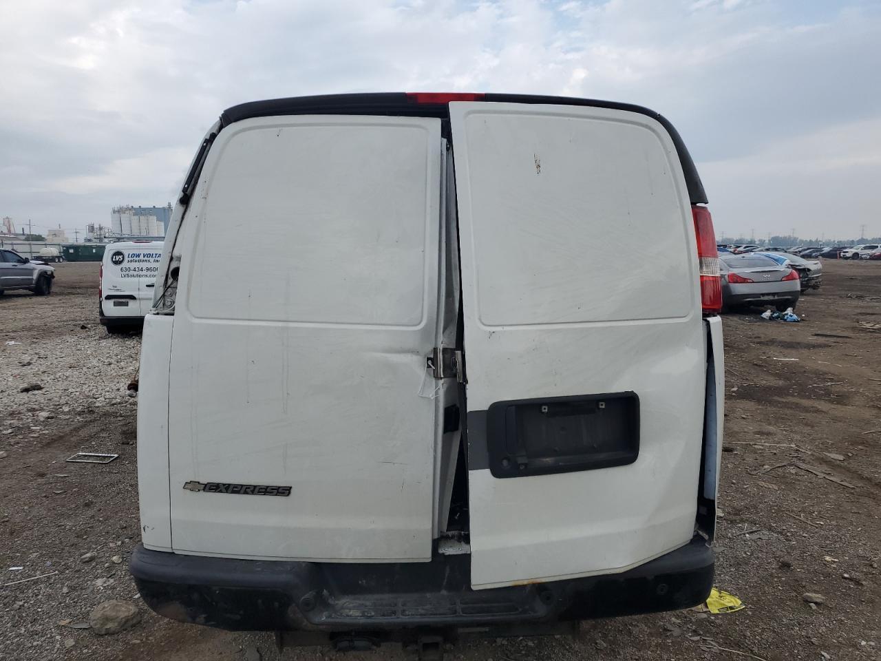 2017 CHEVROLET EXPRESS 2500