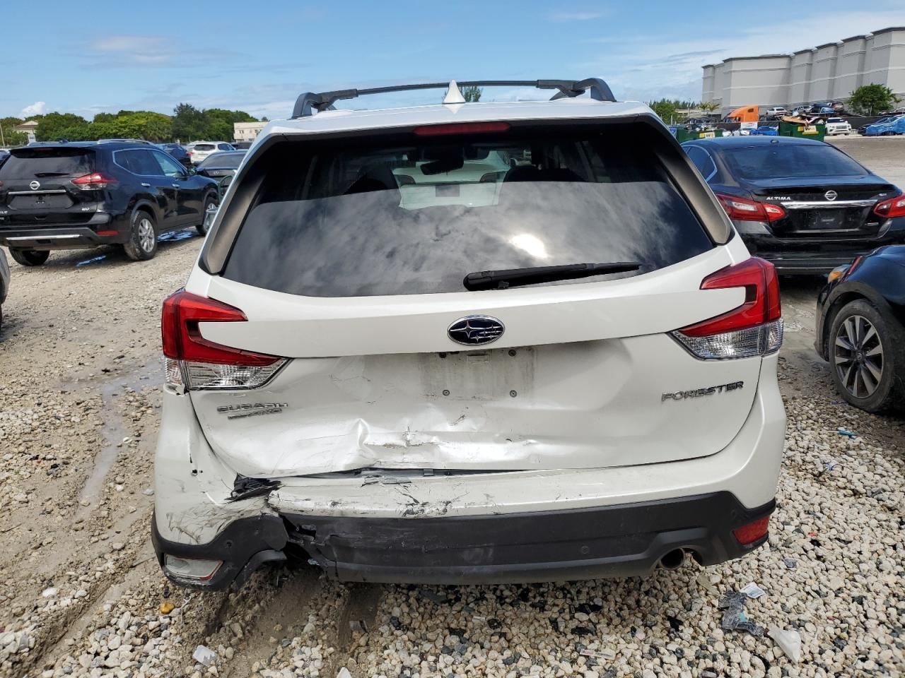 2020 SUBARU FORESTER