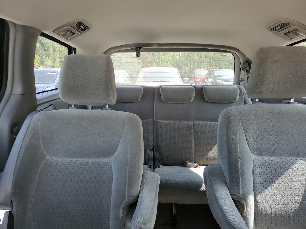 2009 TOYOTA SIENNA