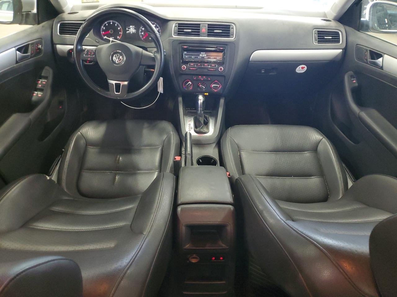 2013 VOLKSWAGEN JETTA