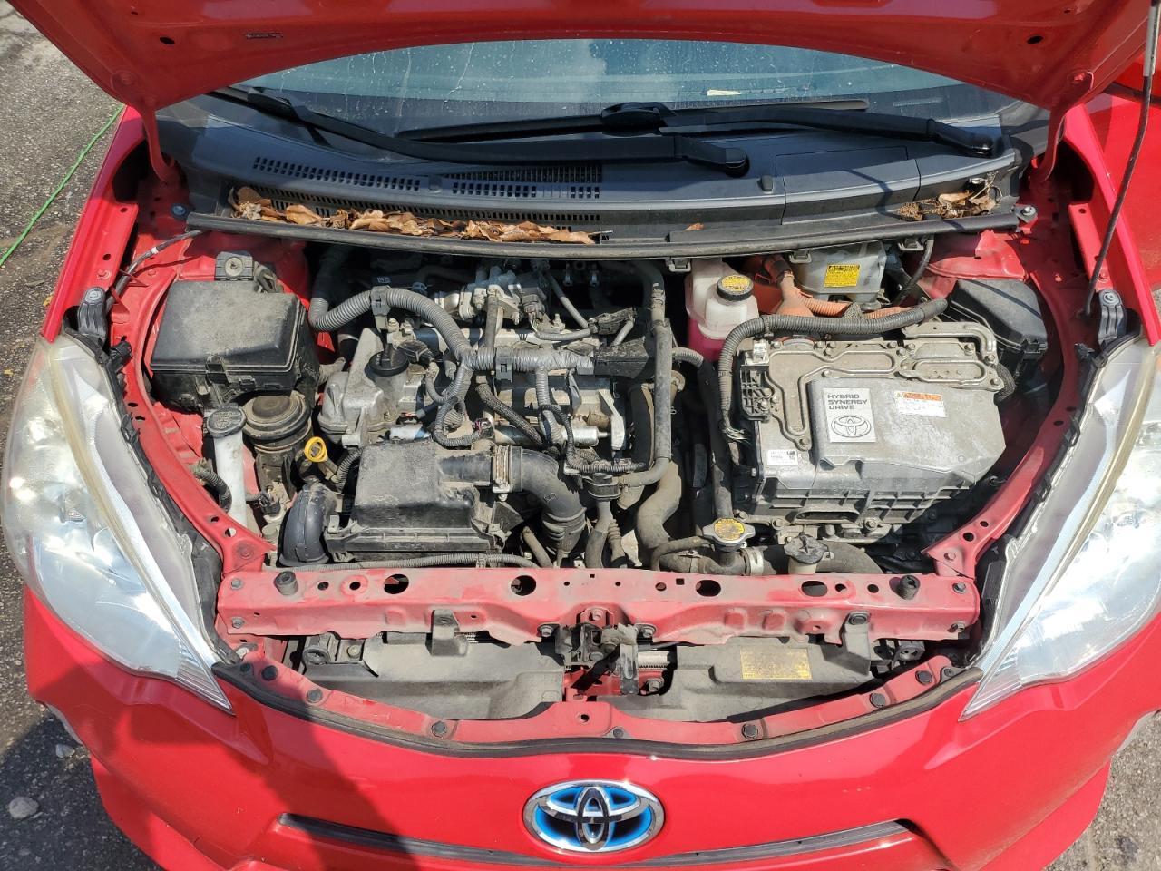 2014 TOYOTA Prius c