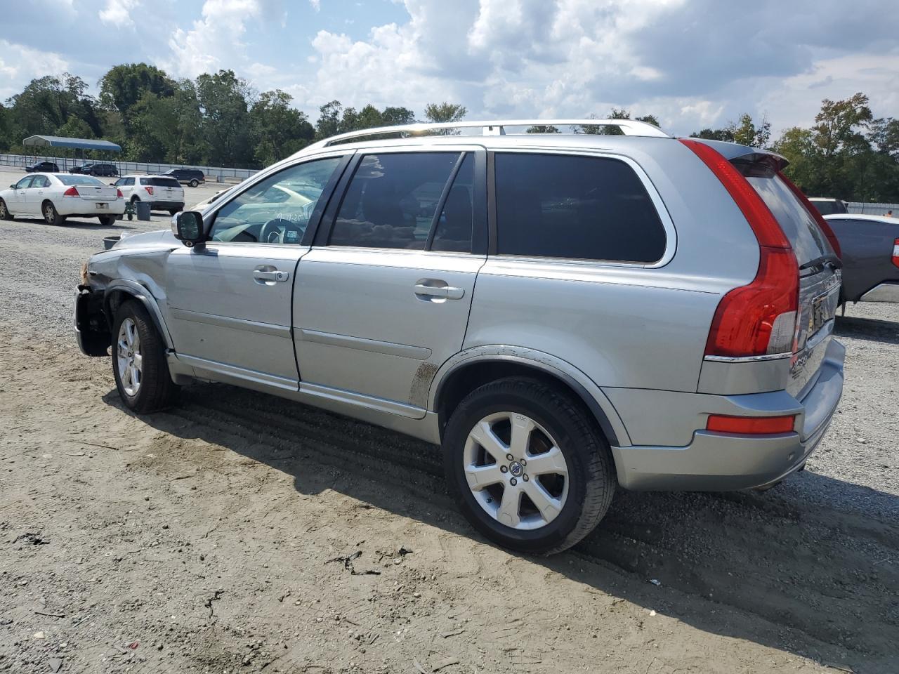 2013 VOLVO XC90