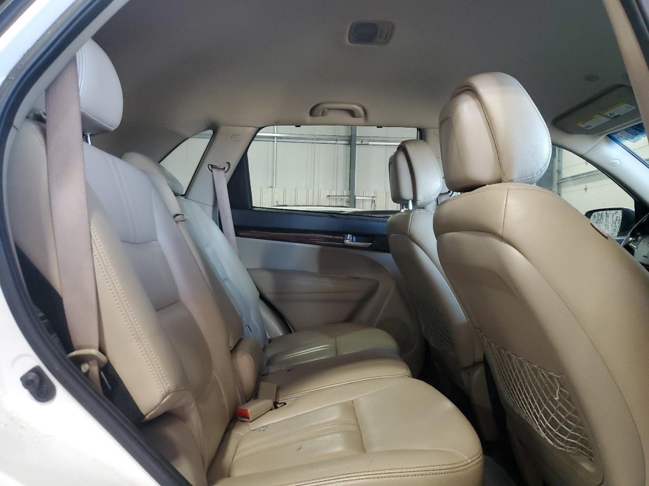 2014 KIA SORENTO