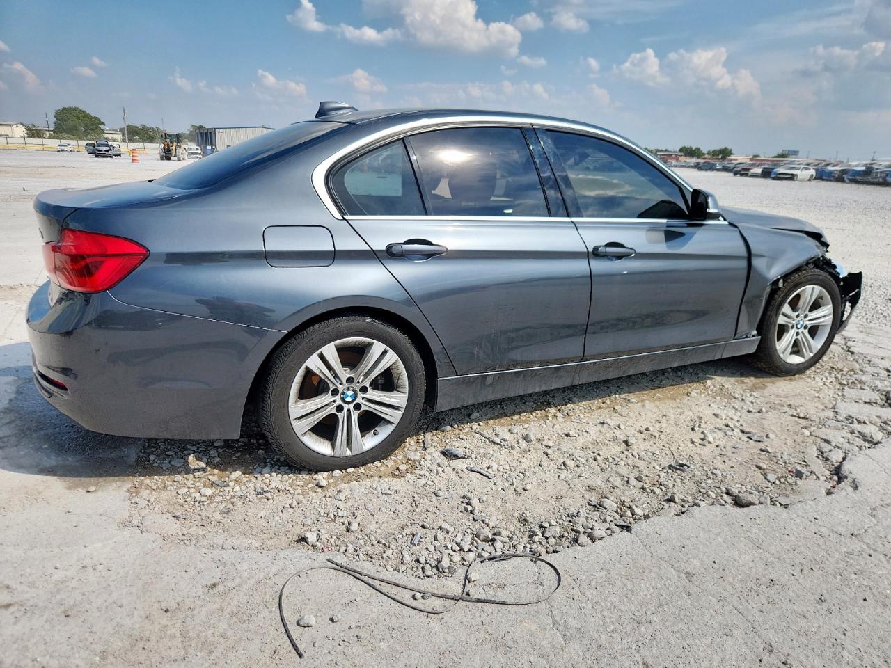 2018 BMW 3 SERIES
