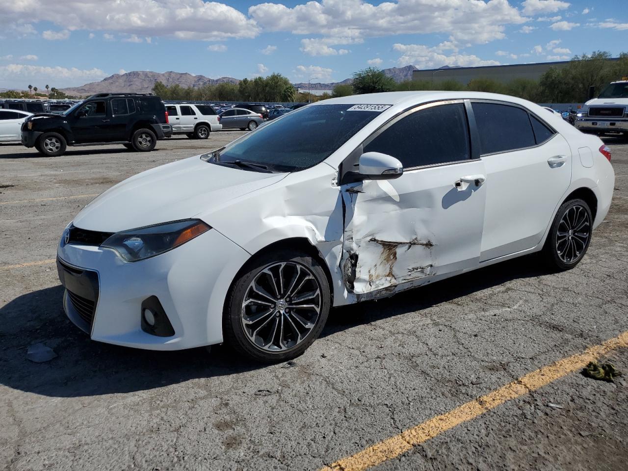 2015 TOYOTA COROLLA