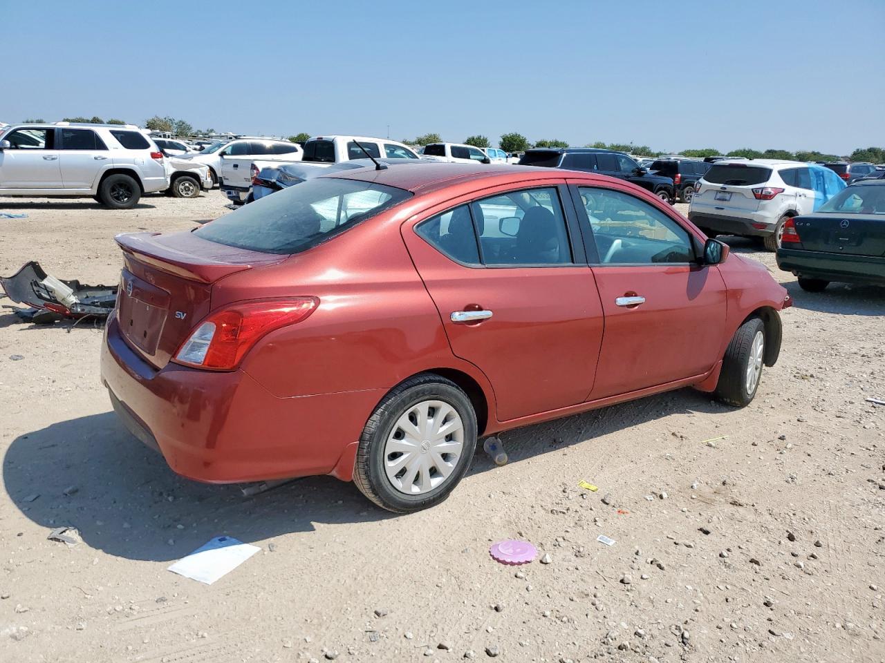 2019 NISSAN VERSA