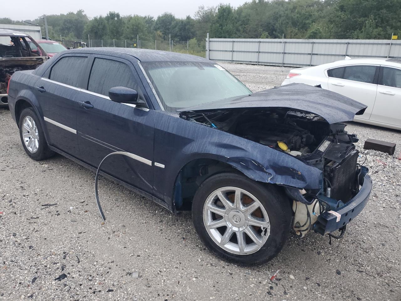 2005 CHRYSLER 300