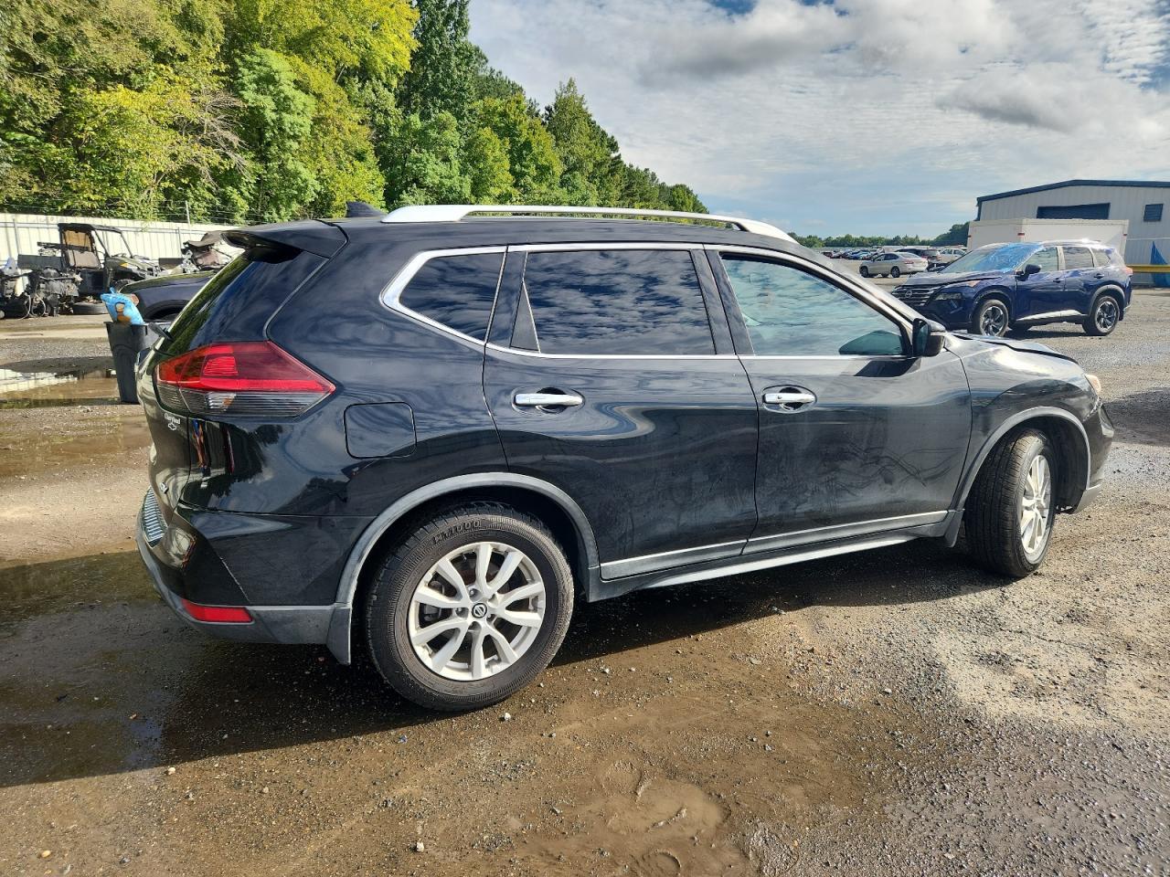 2018 NISSAN ROGUE