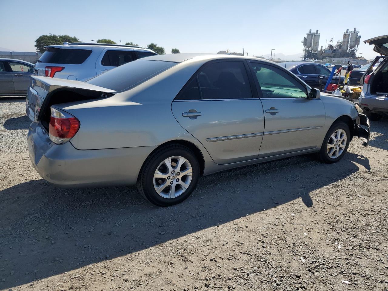 2005 TOYOTA CAMRY