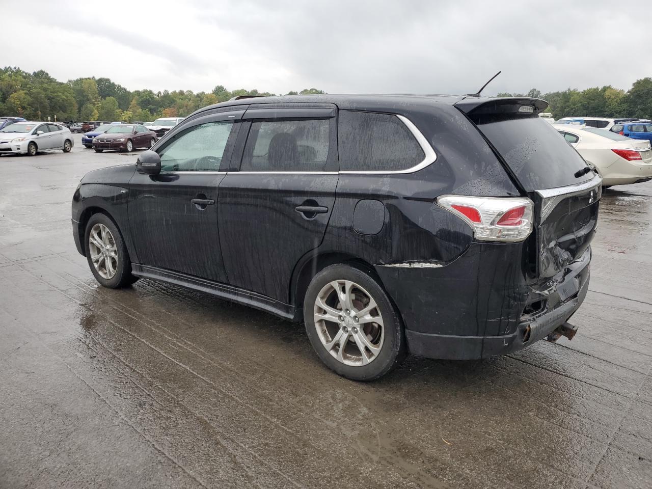 2014 MITSUBISHI outlander