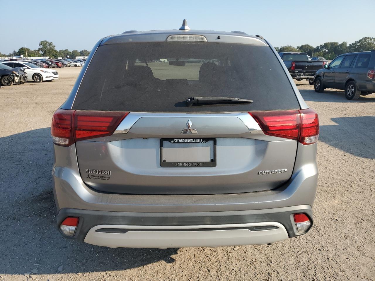 2019 MITSUBISHI outlander