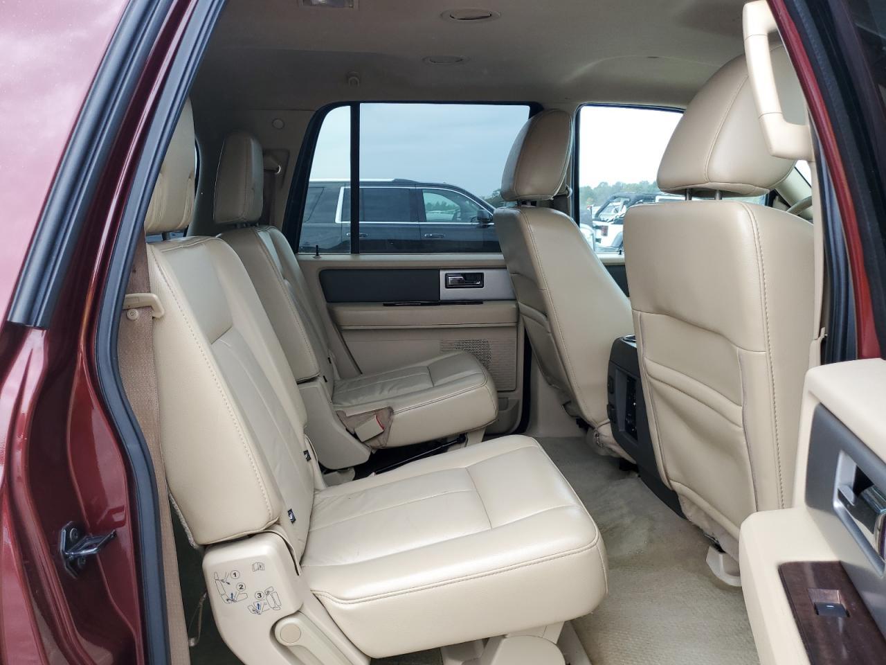 2013 FORD Expedition