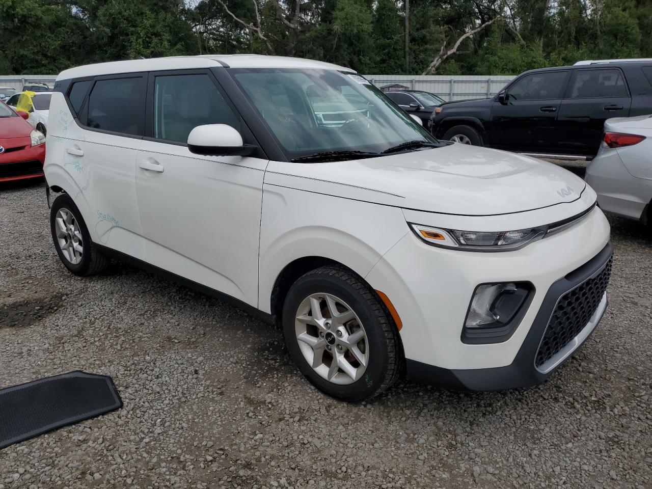 2022 KIA SOUL