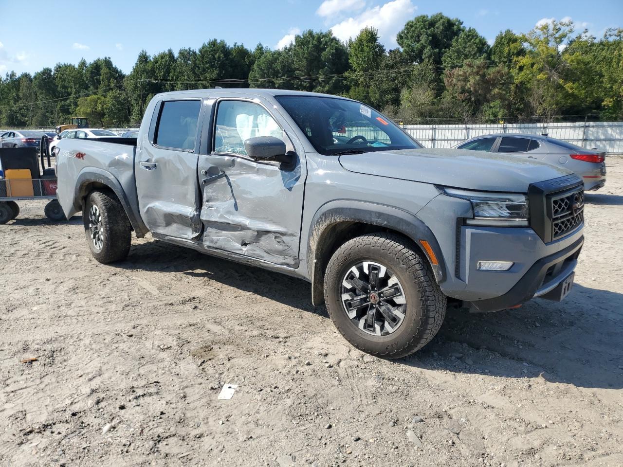 2023 NISSAN Frontier
