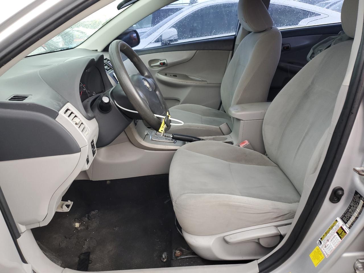 2011 TOYOTA COROLLA