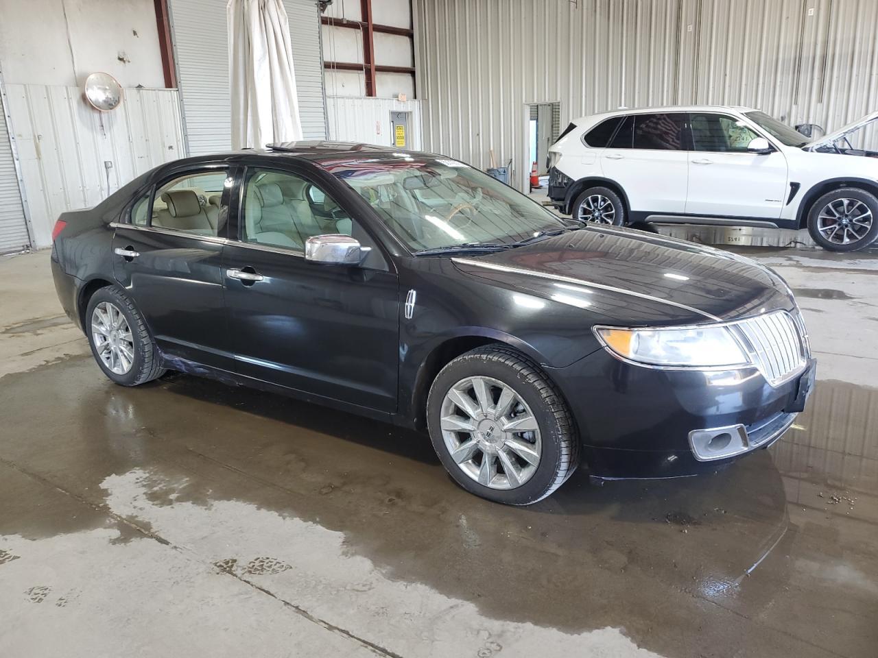 2010 LINCOLN MKZ