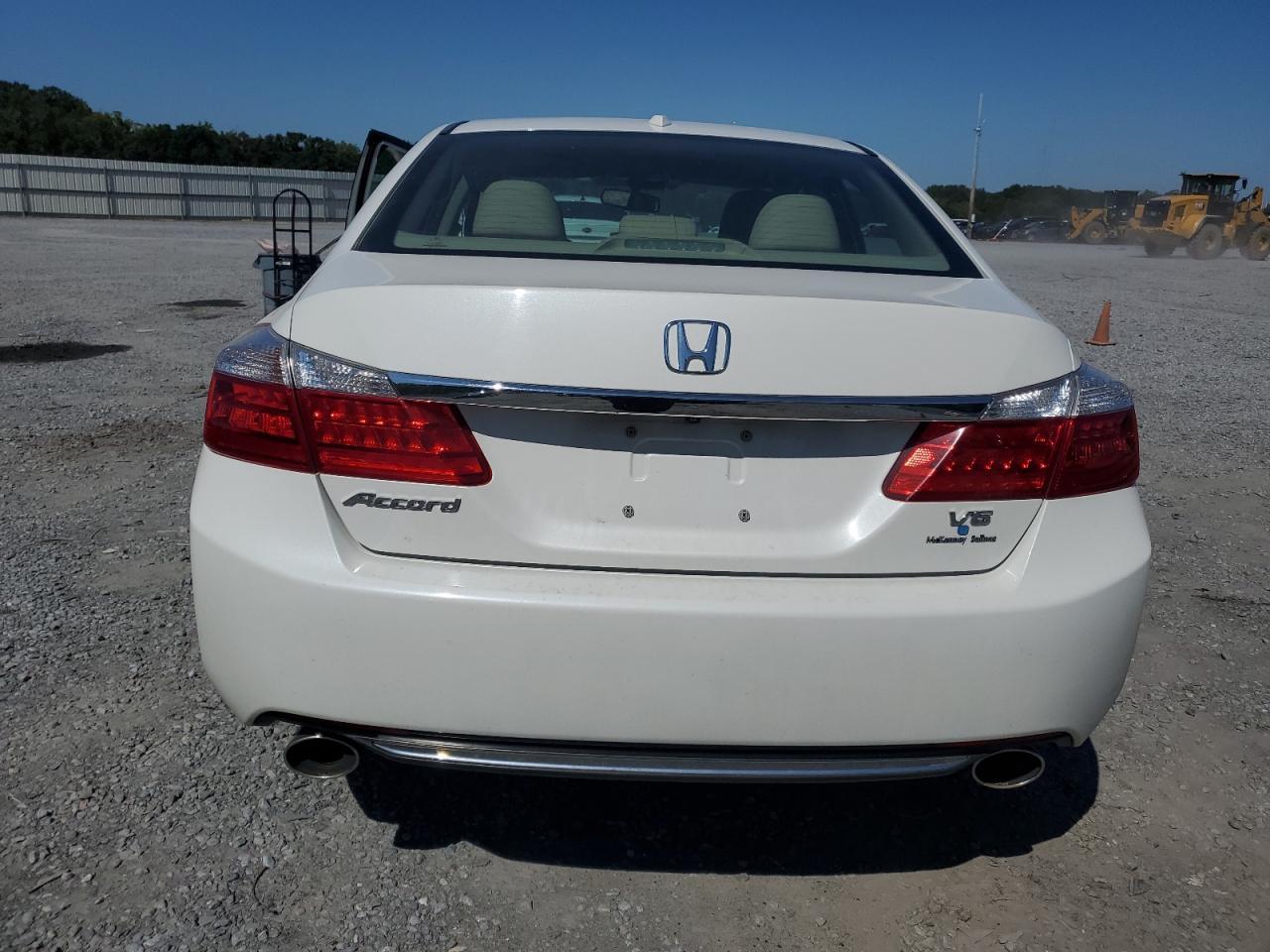 2015 HONDA ACCORD