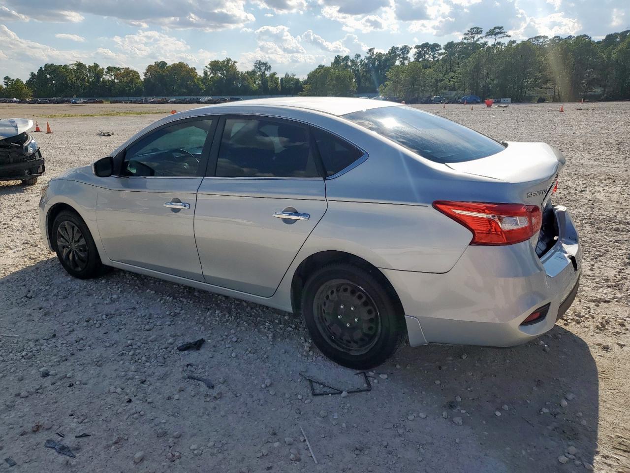 2016 NISSAN SENTRA