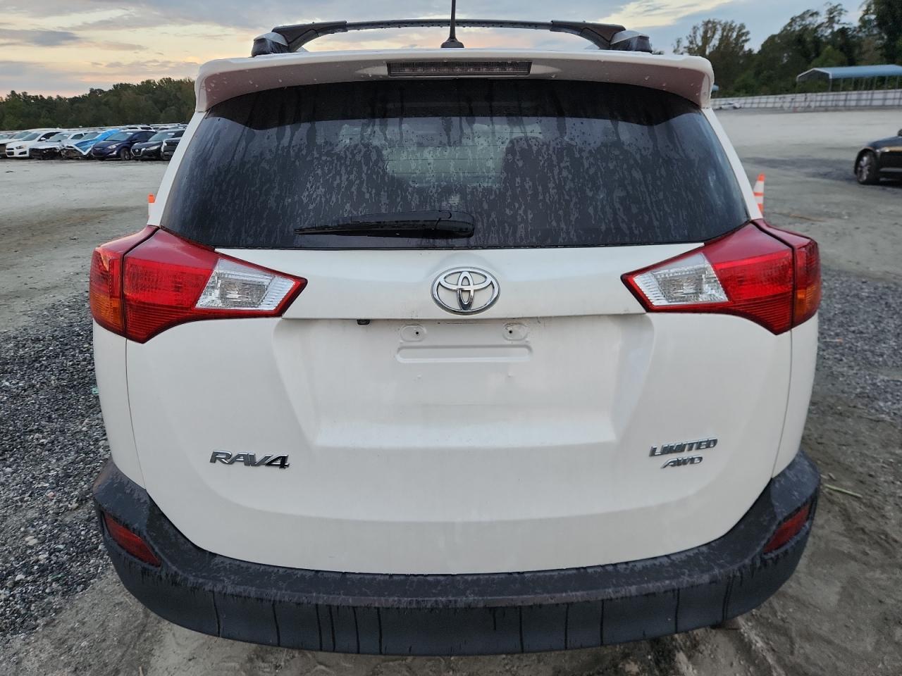 2015 TOYOTA RAV4