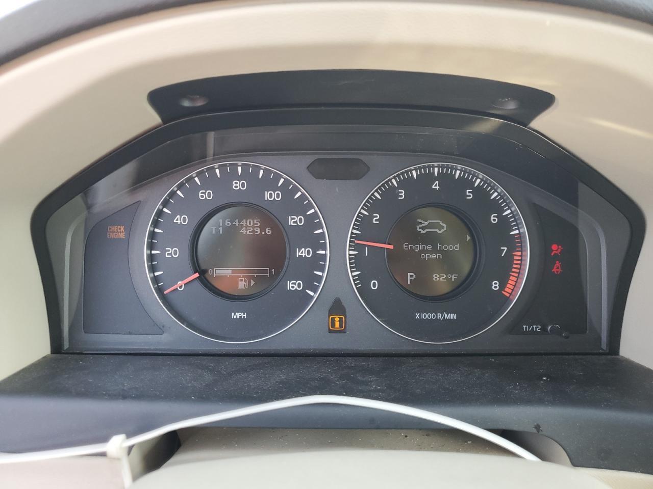 2008 VOLVO XC70