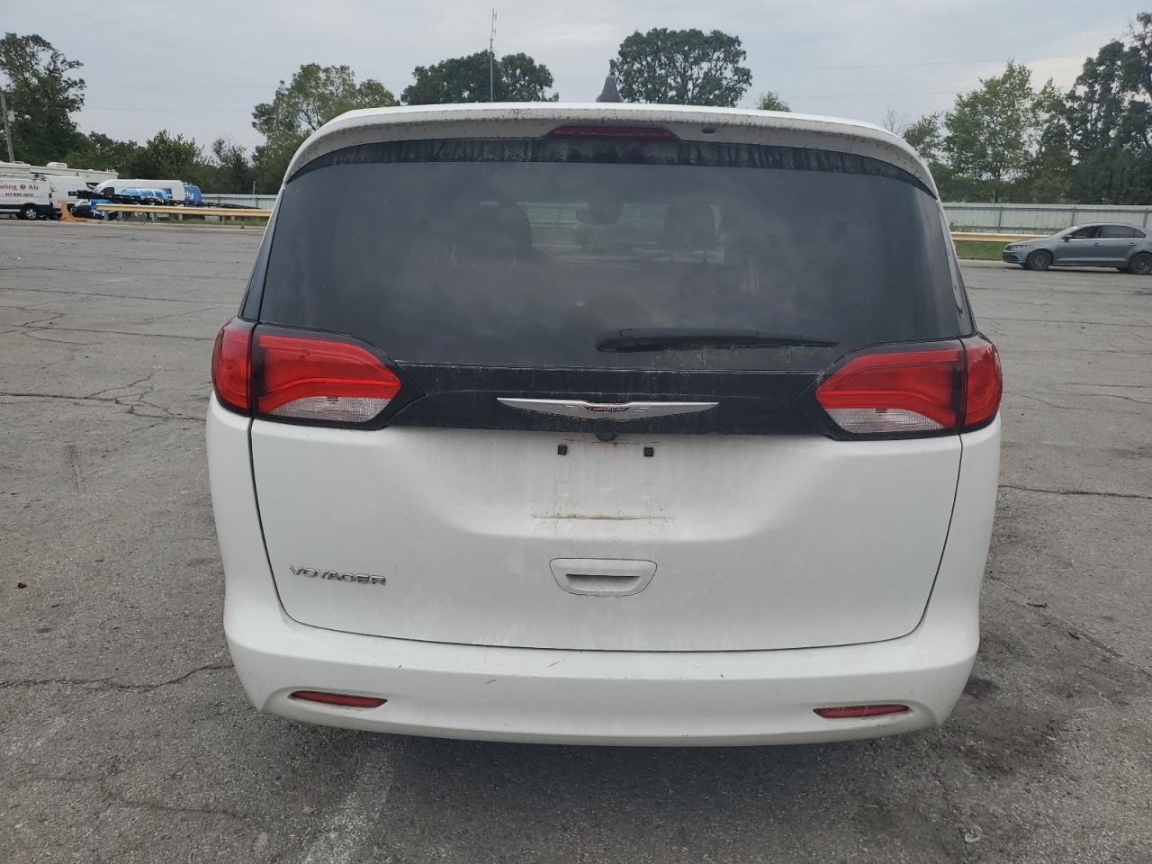 2023 CHRYSLER Voyager