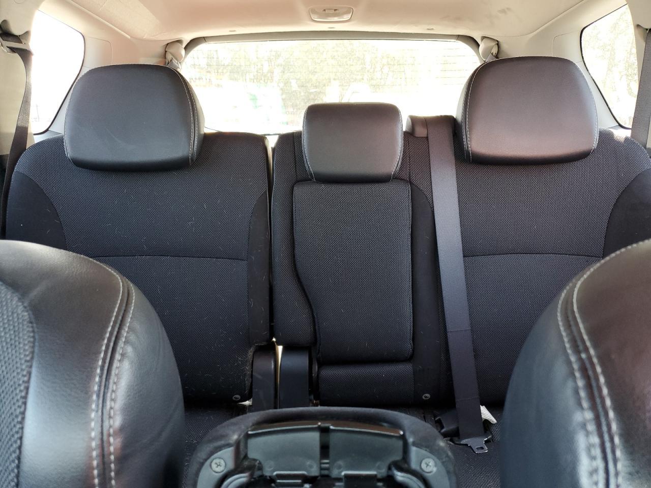 2009 MITSUBISHI outlander