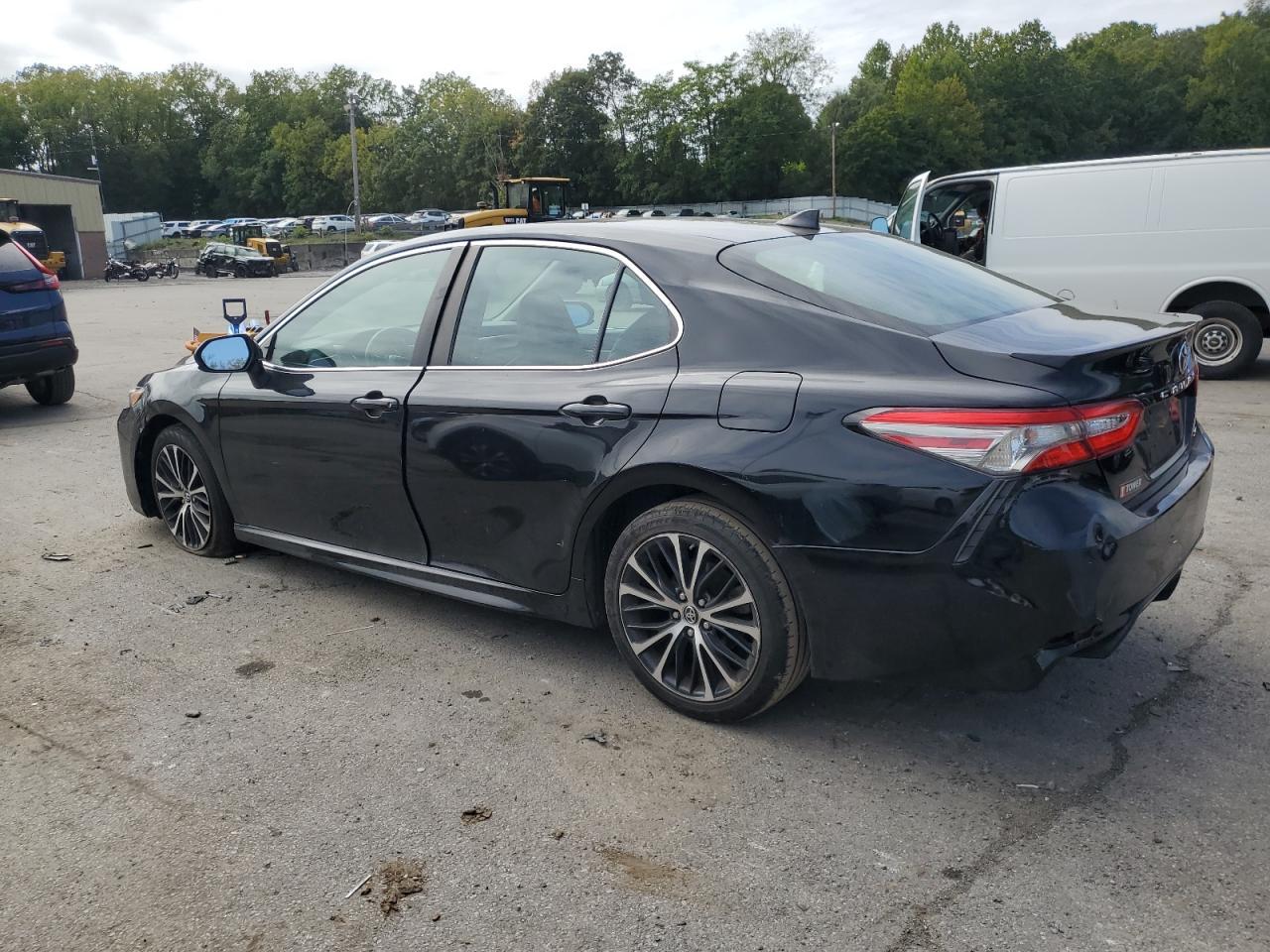 2019 TOYOTA CAMRY