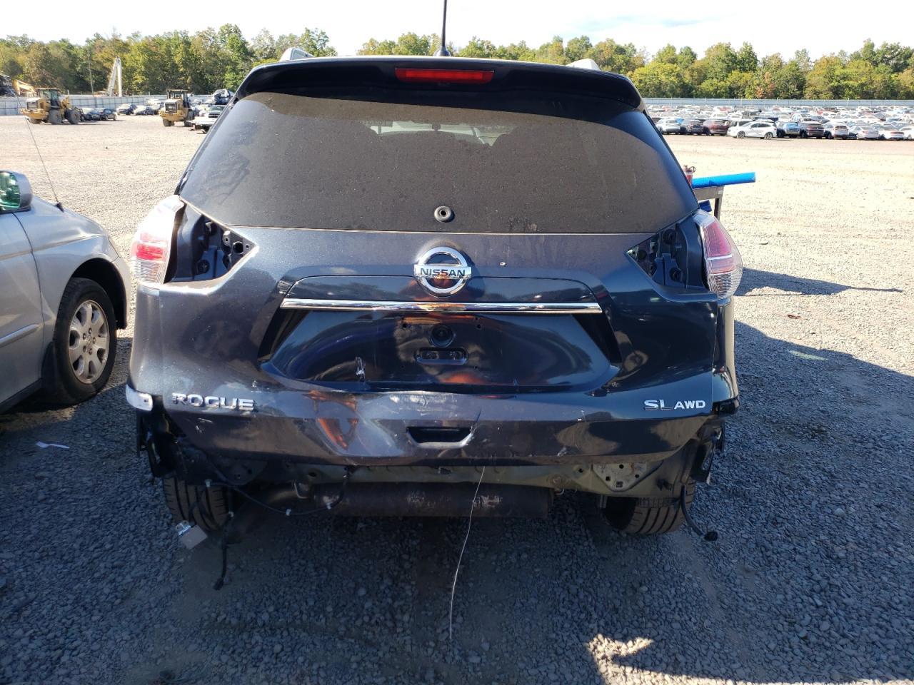 2016 NISSAN ROGUE