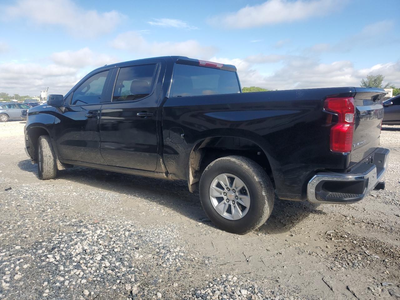 2025 CHEVROLET Silverado