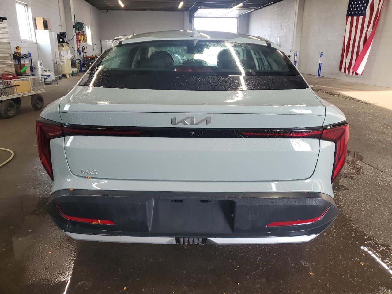 2025 KIA K4
