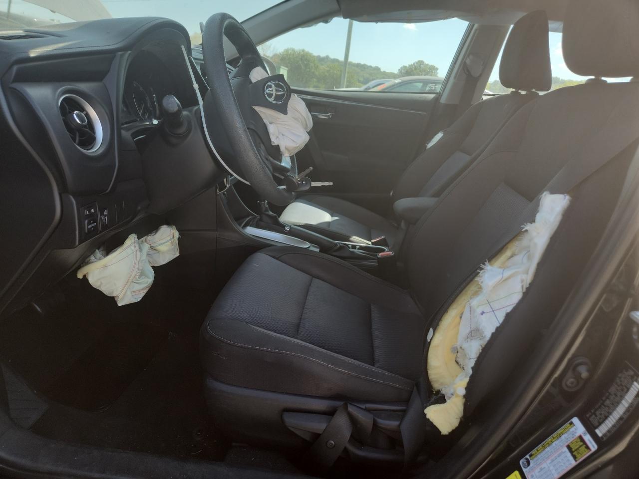 2018 TOYOTA COROLLA