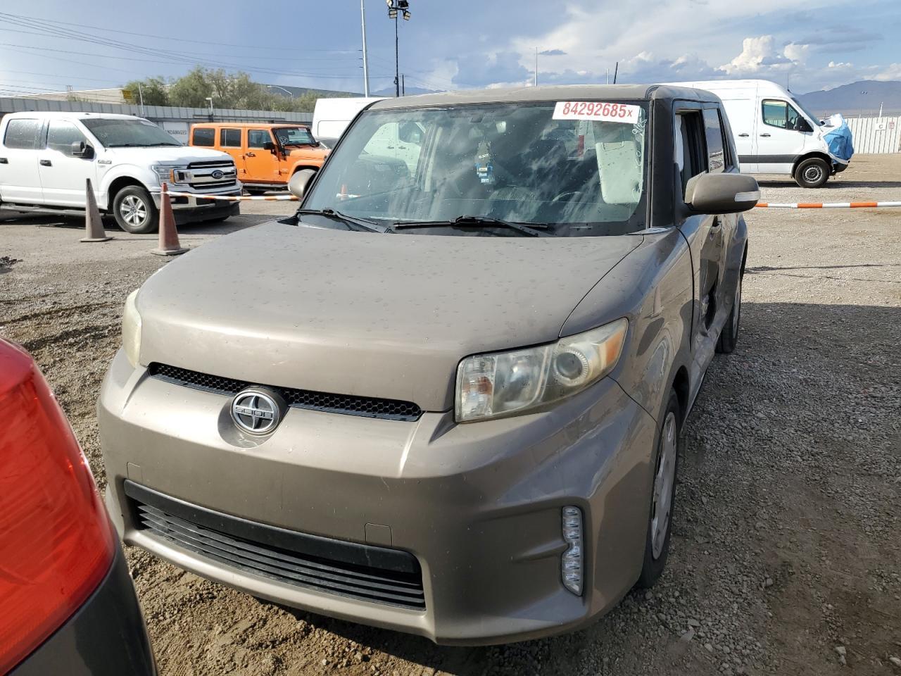 2013 TOYOTA SCION