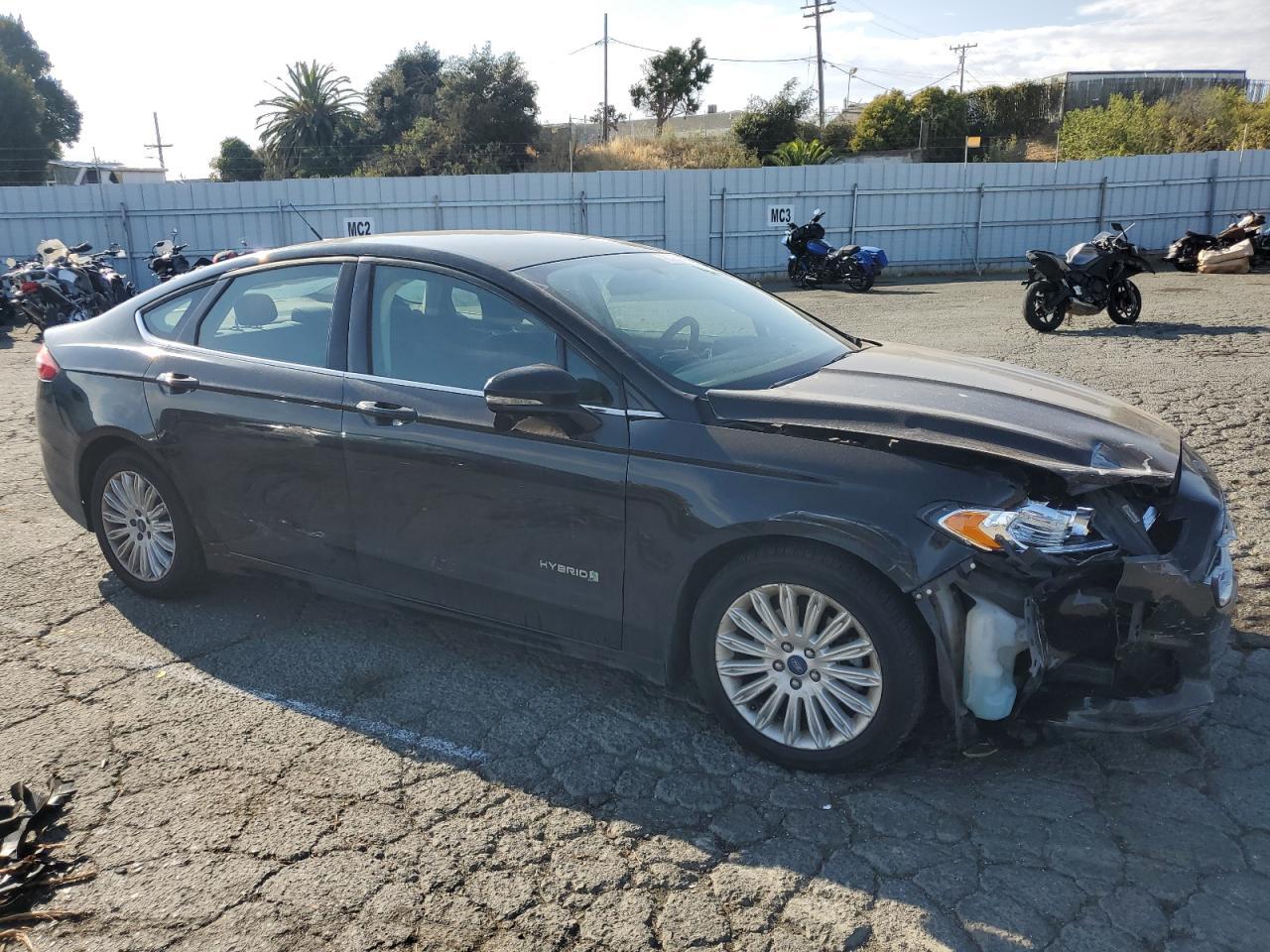 2016 FORD FUSION