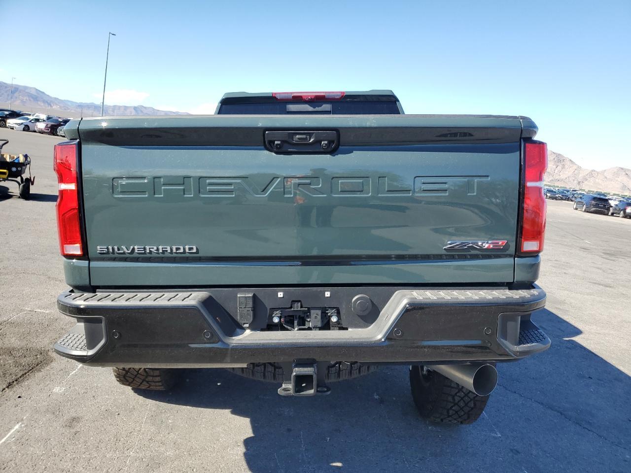 2025 CHEVROLET Silverado