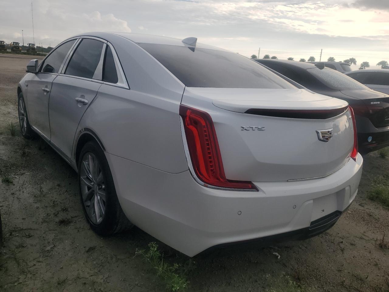 2018 CADILLAC XTS