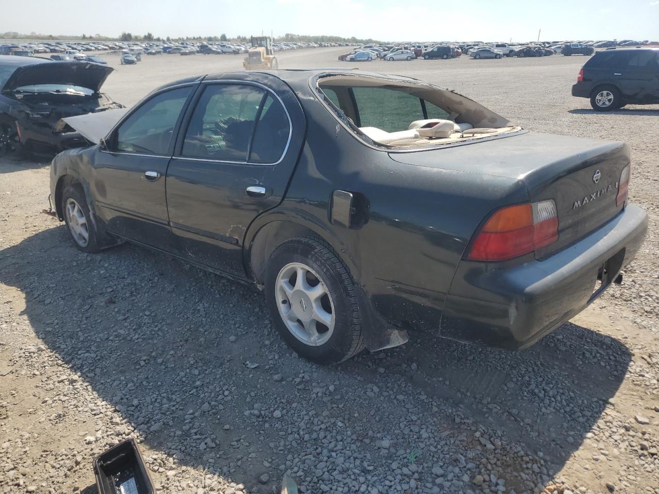 1996 NISSAN Maxima