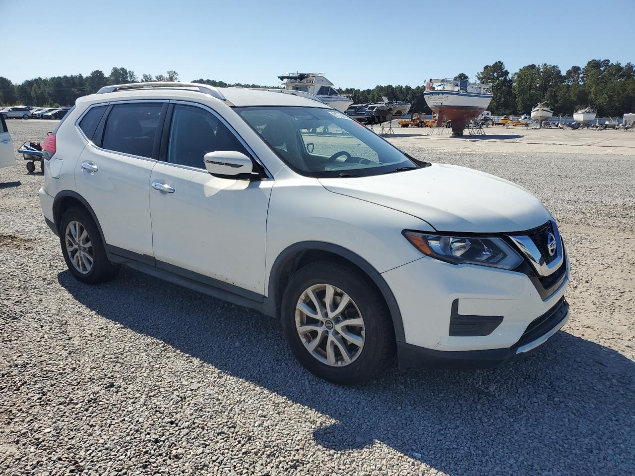 2017 NISSAN ROGUE
