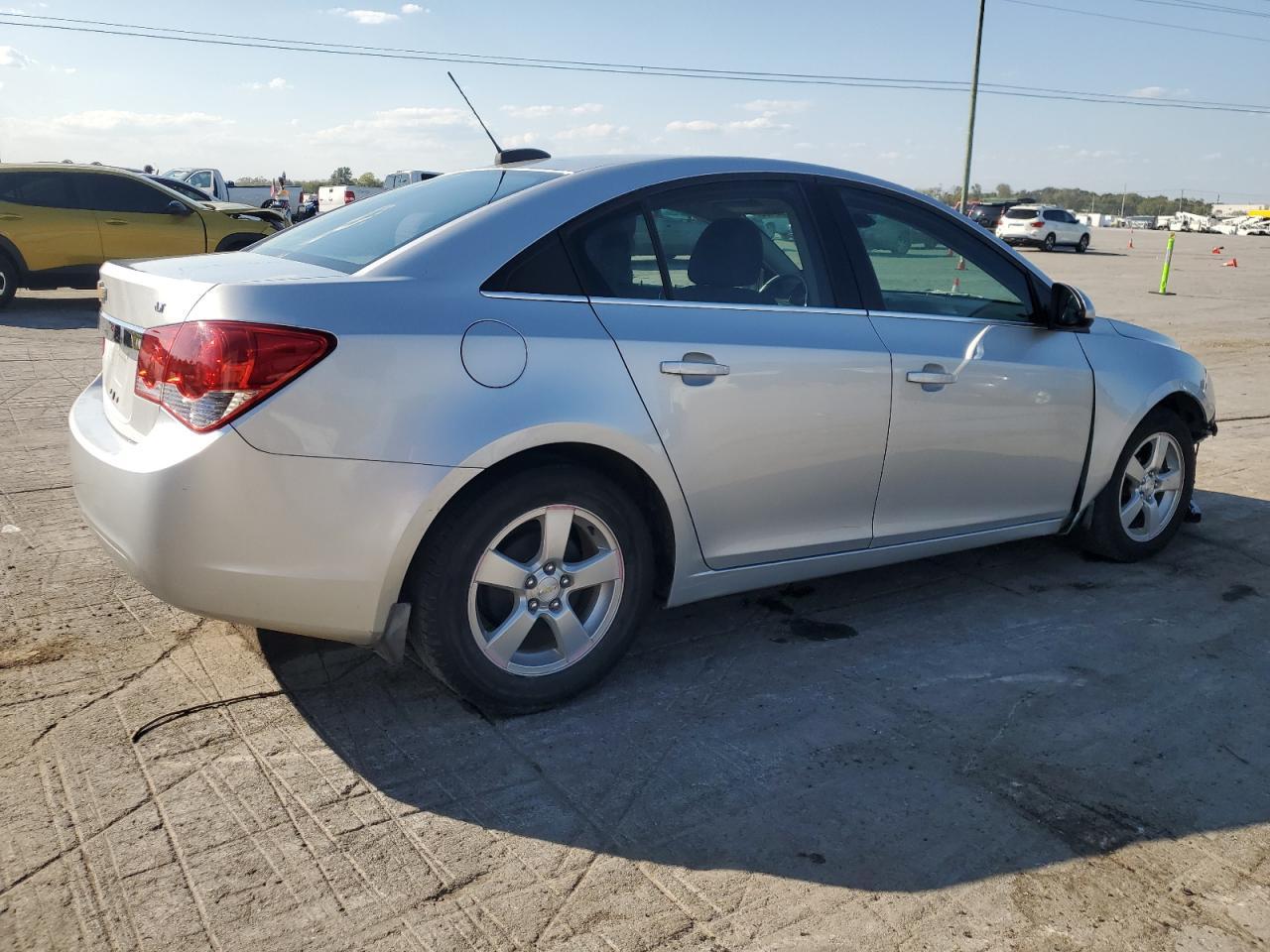 2015 CHEVROLET CRUZE