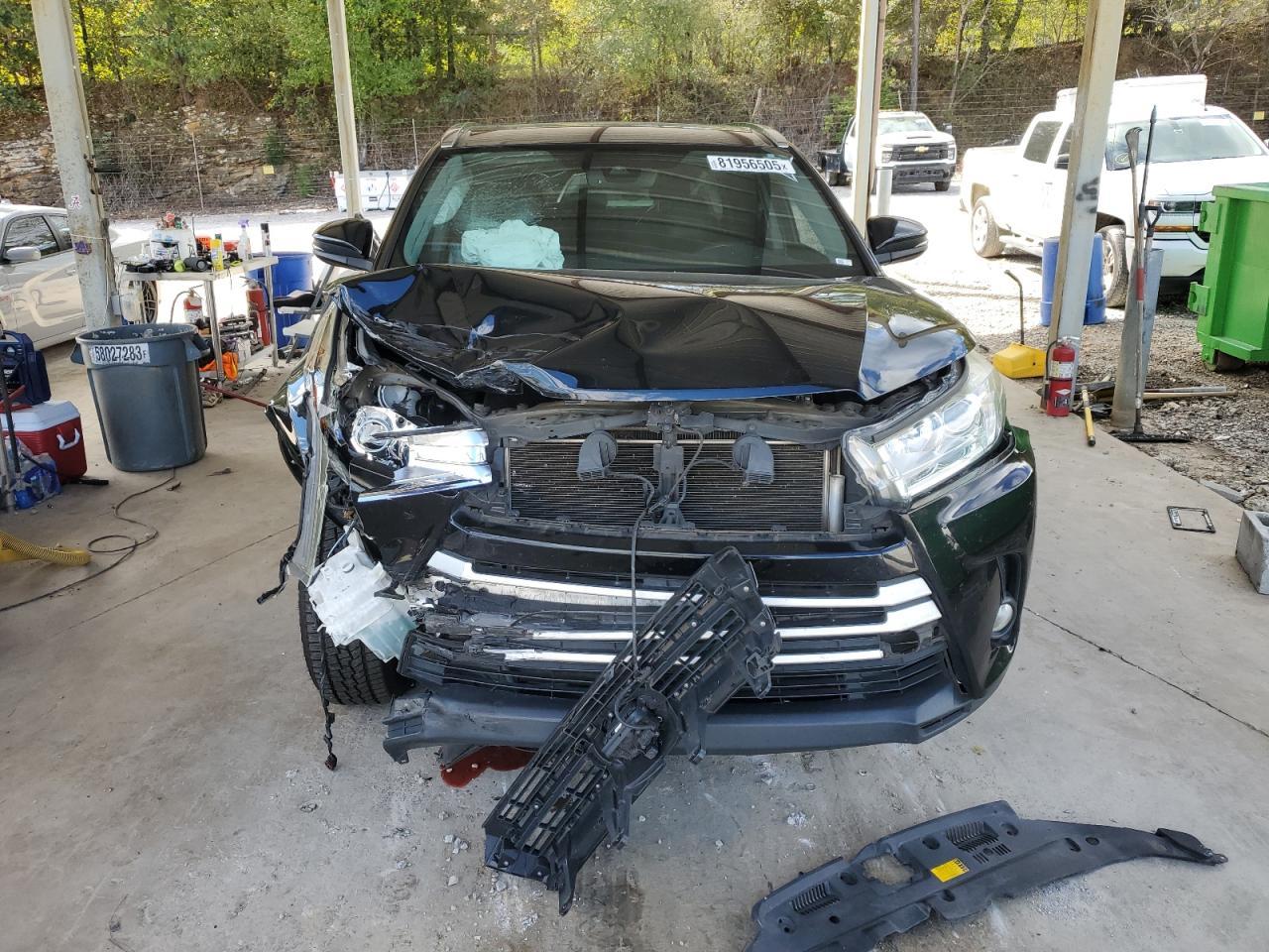 2019 TOYOTA HIGHLANDER