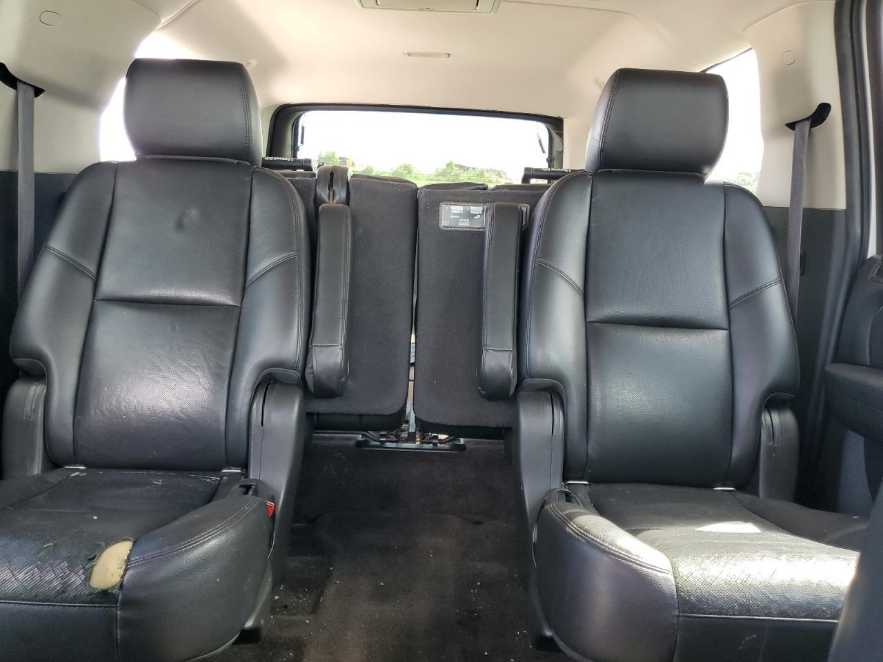 2014 CHEVROLET Suburban