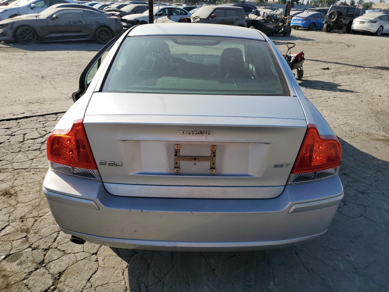2006 VOLVO S60