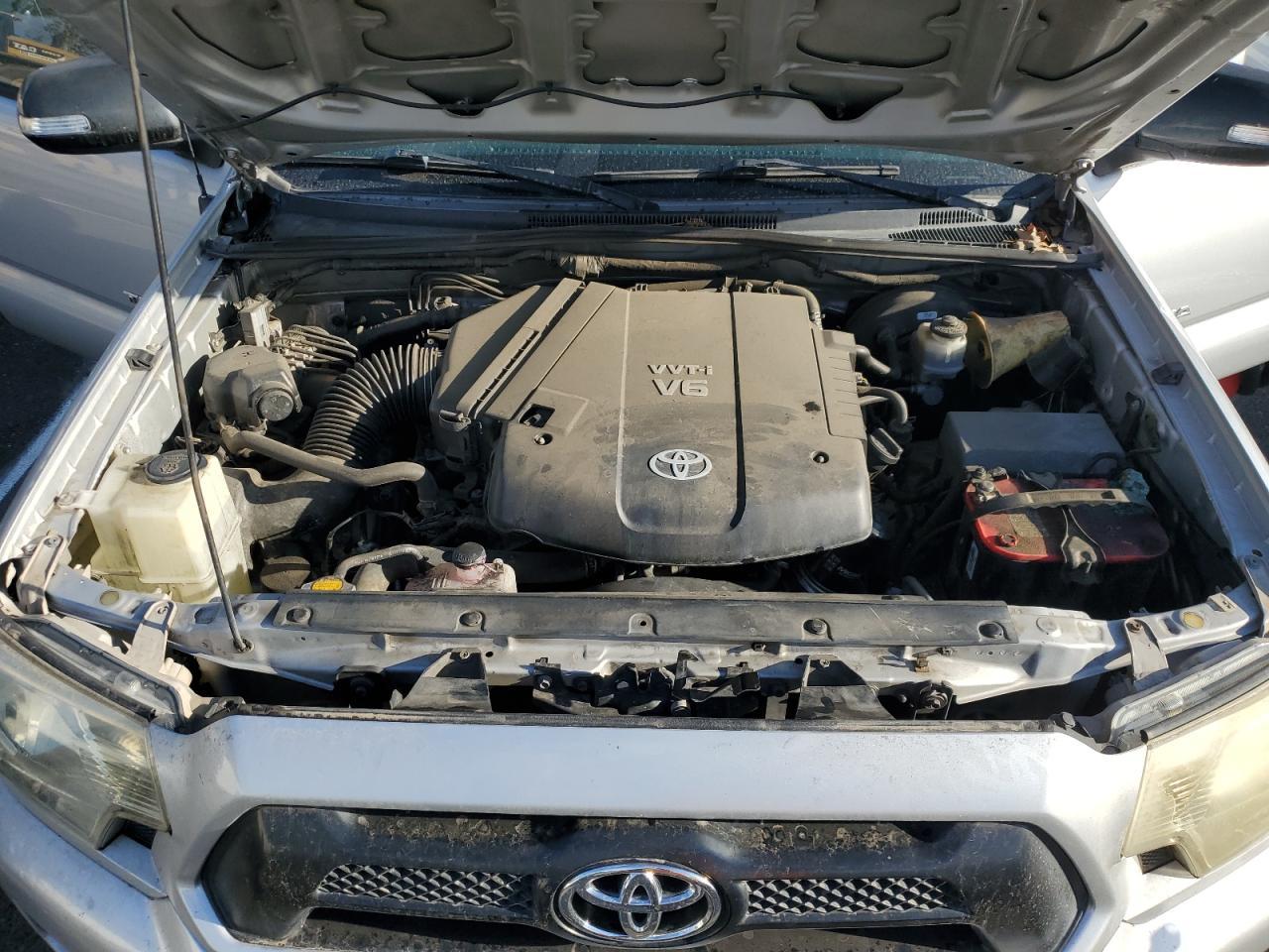 2012 TOYOTA TACOMA