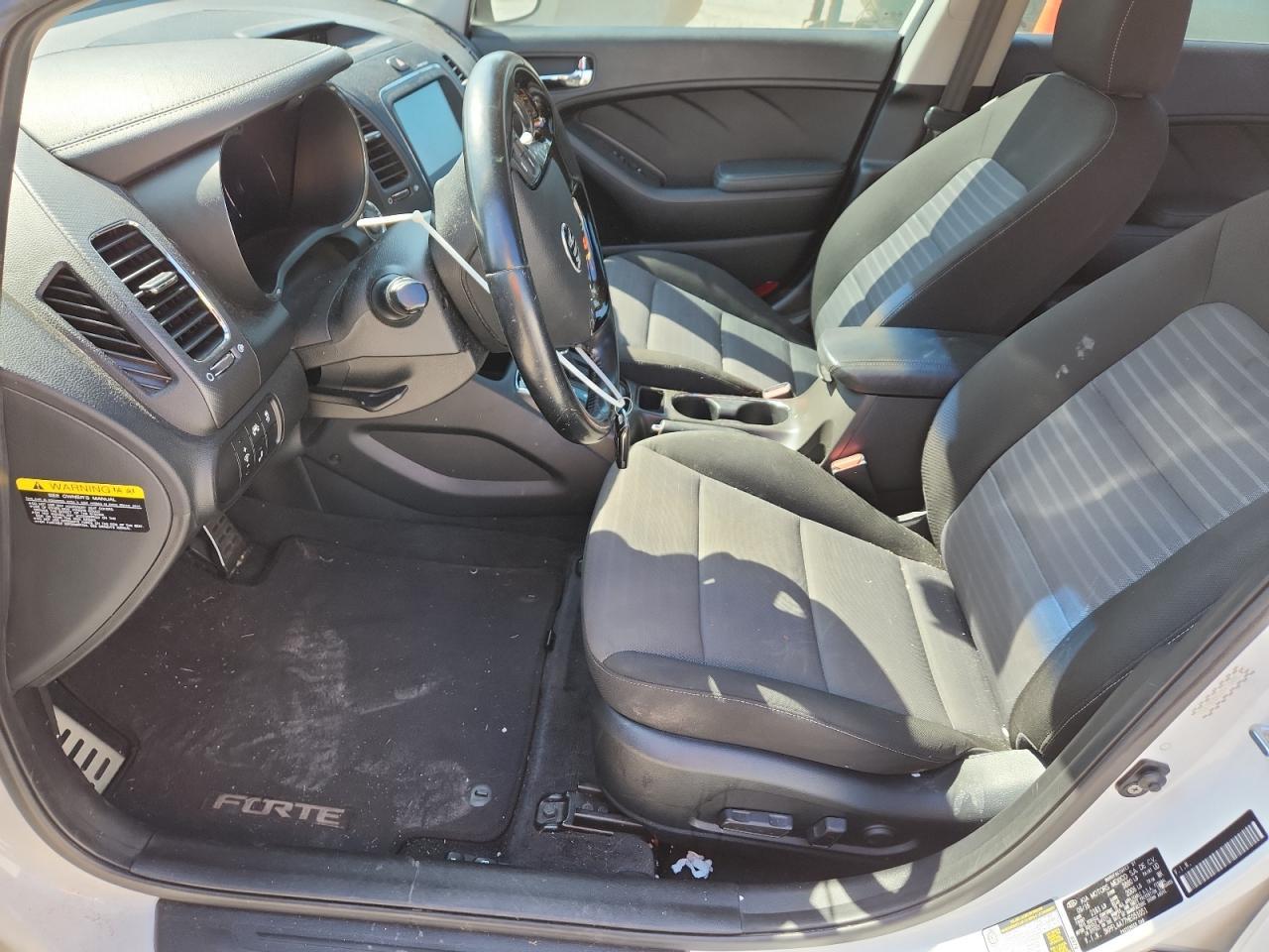 2017 KIA FORTE