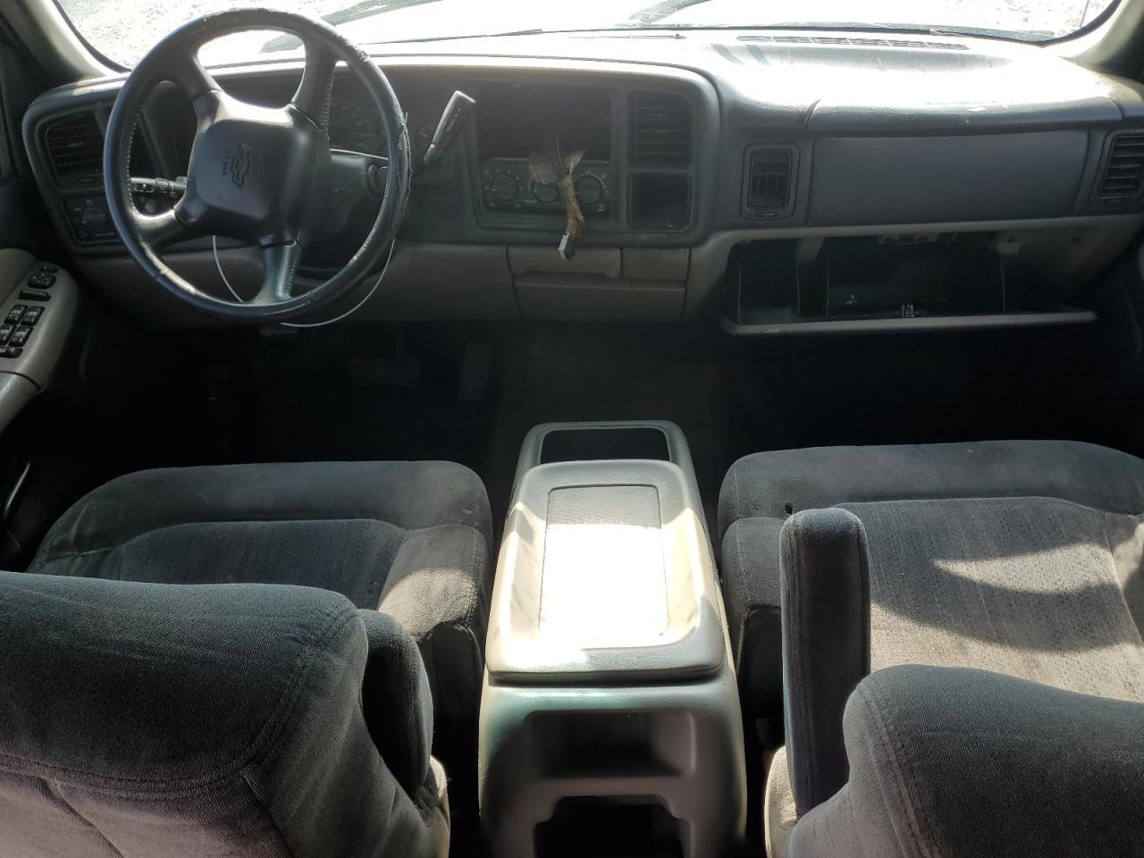 2002 CHEVROLET Suburban